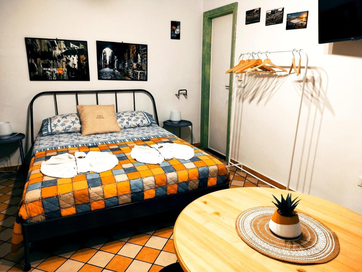La Casina Di Promised Land Napoli Apartamento Exterior foto