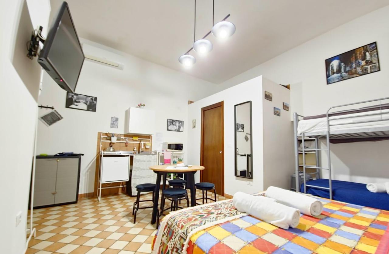 La Casina Di Promised Land Napoli Apartamento Exterior foto