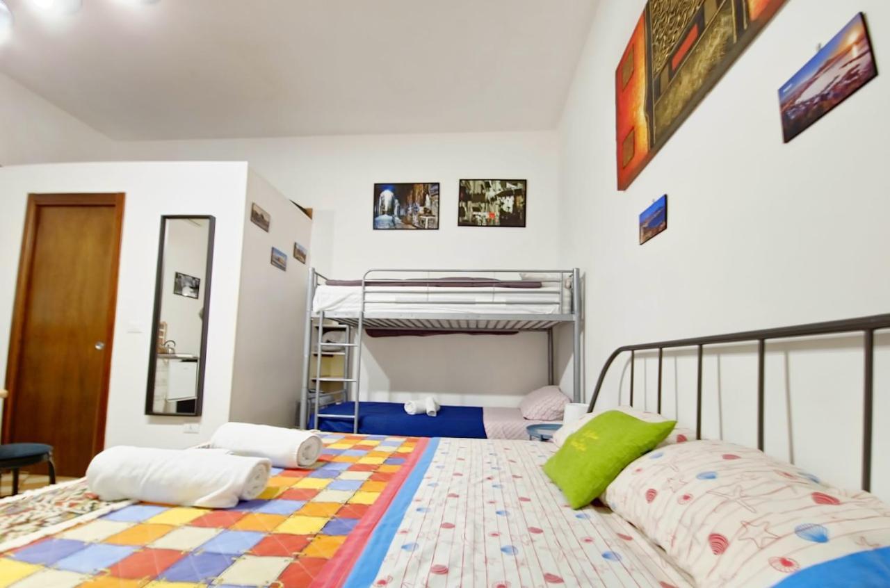 La Casina Di Promised Land Napoli Apartamento Exterior foto